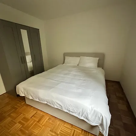 Ludwig- 2 Direkt At Oktoberfest - 10 Min Walk To Old Town- 4 Min Walk To 2 Diff U-bahn Stations & Parking Available München