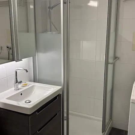 Ludwig- 2 Direkt At Oktoberfest - 10 Min Walk To Old Town- 4 Min Walk To 2 Diff U-bahn Stations & Parking Available Appartement Munich